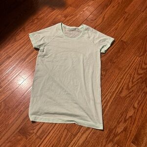 lululemon athletica Light Green Short Sleeve Tee
